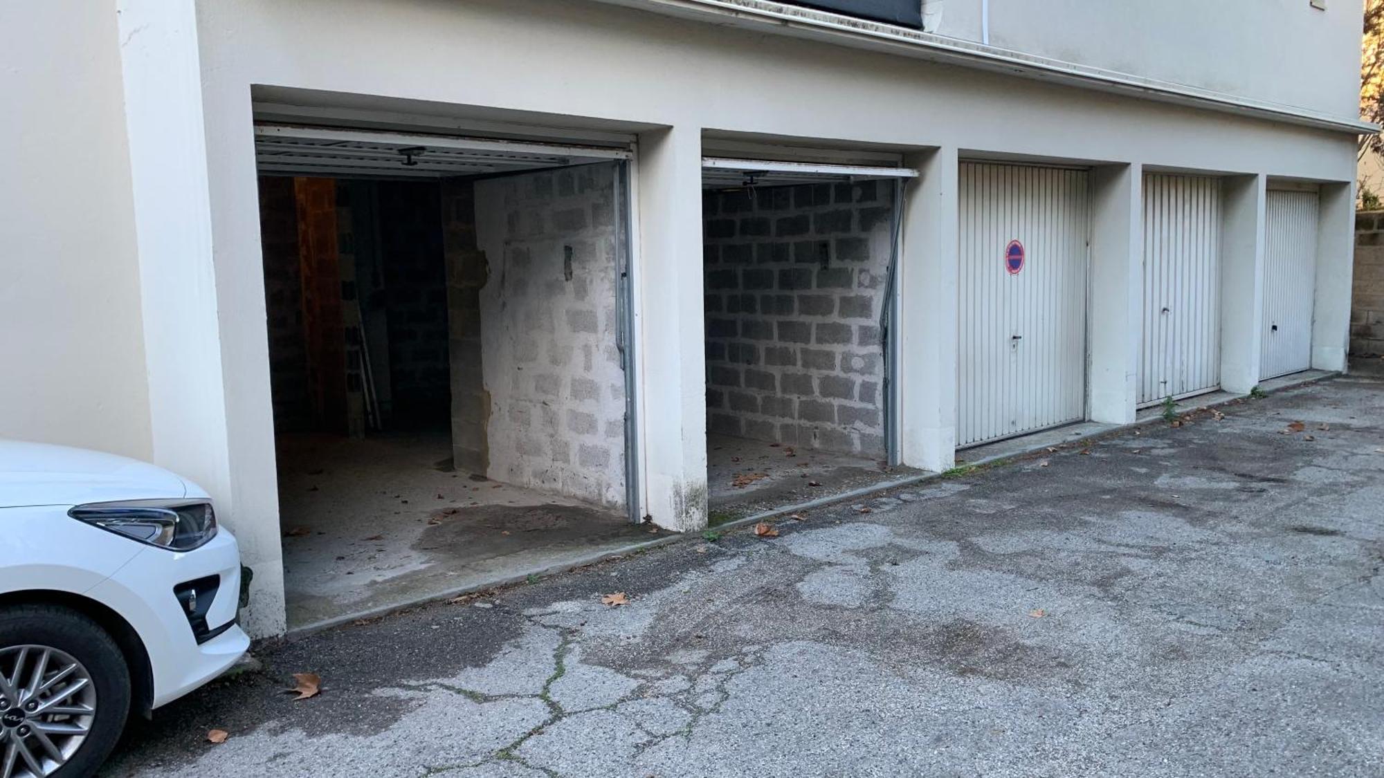Au Calme De L'Iris - Clim - Garage - Wifi - Tramway Apartman Avignon Kültér fotó